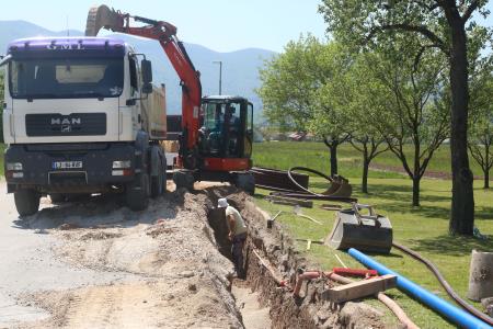 POLAGANJE OPTIČNEGA KABLA IN OBNOVA VODOVODA  CERKNICA 03 FOTO LJUBO VUKELIČ